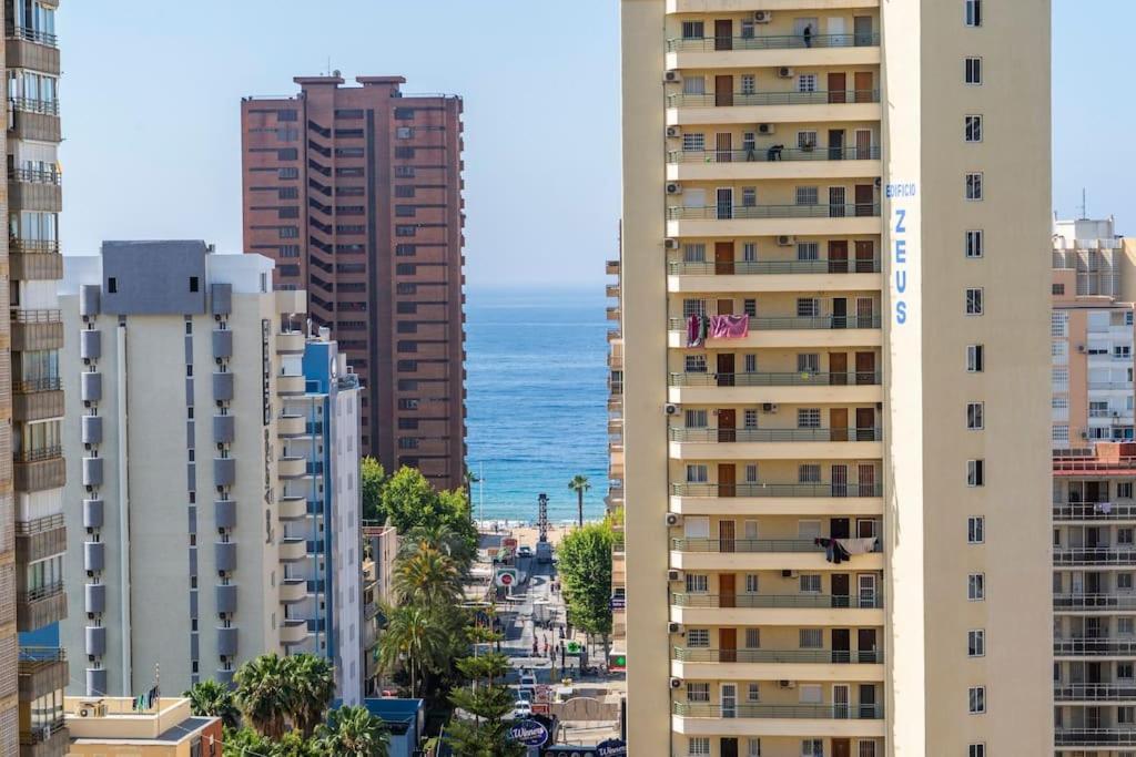 Apartment Stylish Seaview With Pool Access Benidorm