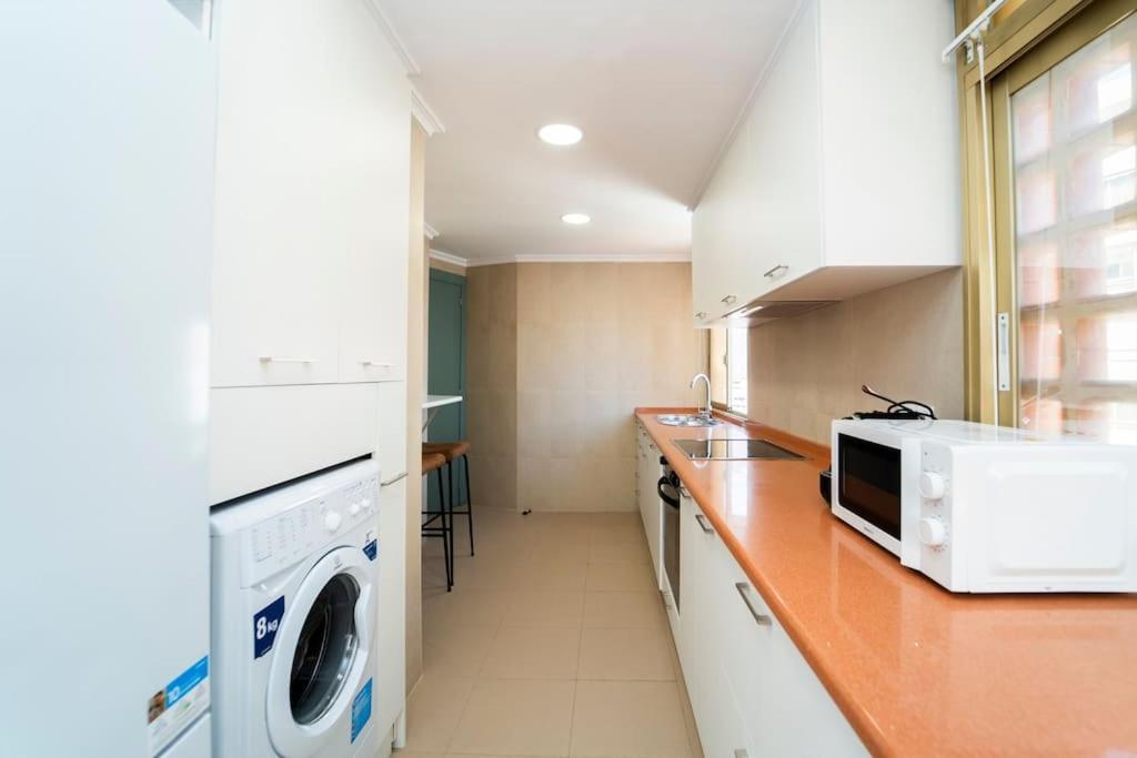 Stylish Seaview With Pool Access * Benidorm