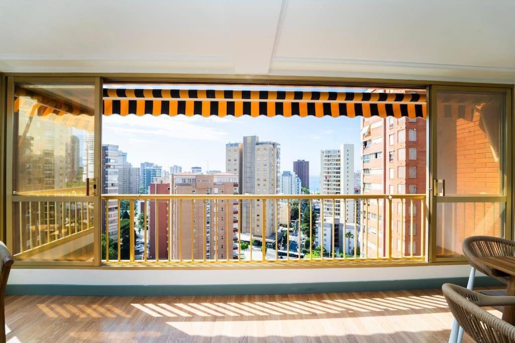 Apartment Stylish Seaview With Pool Access