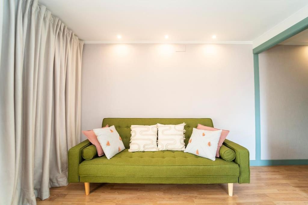Apartment Stylish Seaview With Pool Access Benidorm