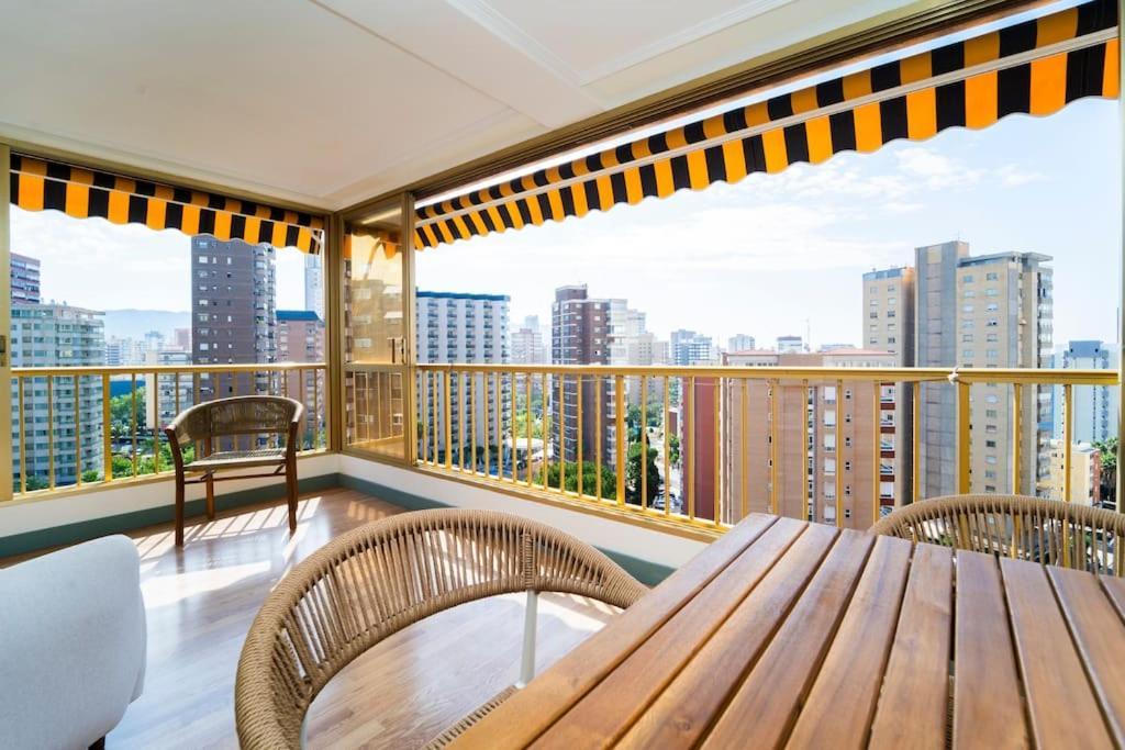 Stylish Seaview With Pool Access * Benidorm